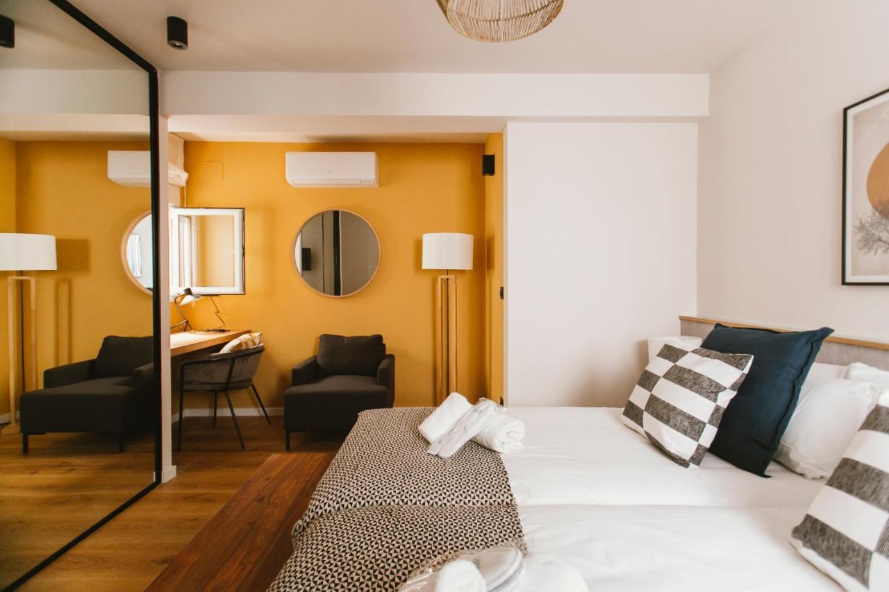 Modern And Luxury- 2bd 2bth- Socorro Sevilla